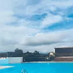 Mini Avec Piscine A Santa Giulia 度假居 *